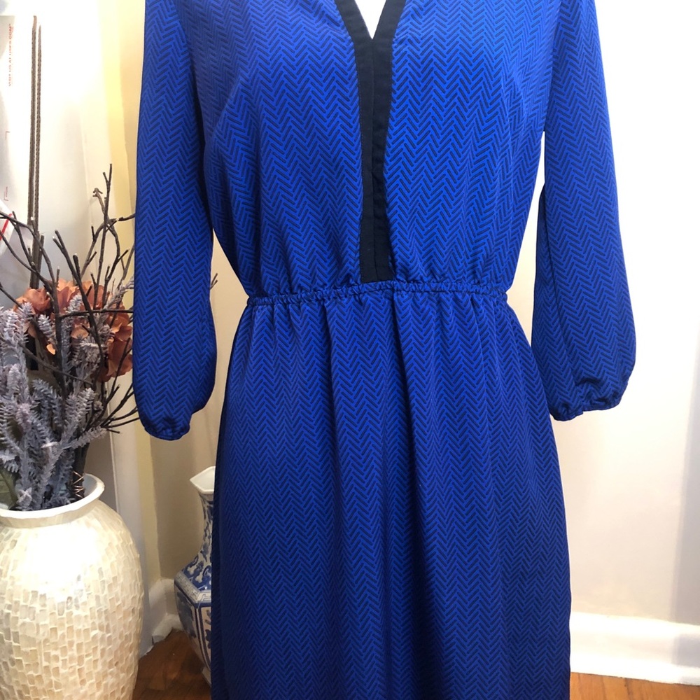 blk && blue herringbone print dress - great with boots for game day // old navy